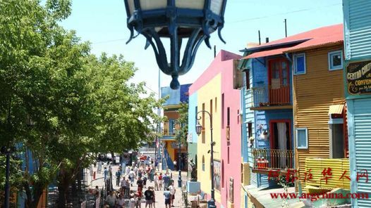 Caminito-Buenos-Aires-Argentina_CLAIMA20150330_0102_37.jpg