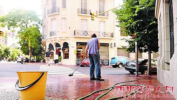 Lavando-encargados-variable-HERNAN-ROJAS_CLAIMA20140703_0060_27.jpg