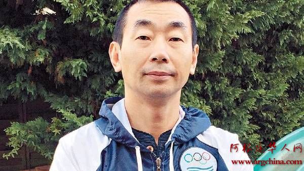 Liu-Song-Burdeos-esposa-hijos_CLAIMA20150407_0102_27.jpg