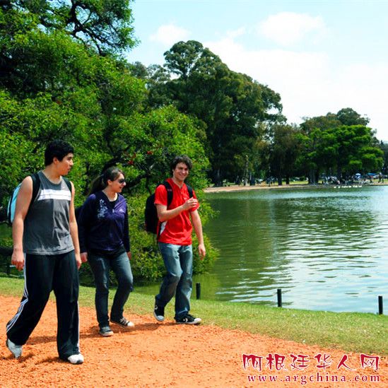 漫步.jpg