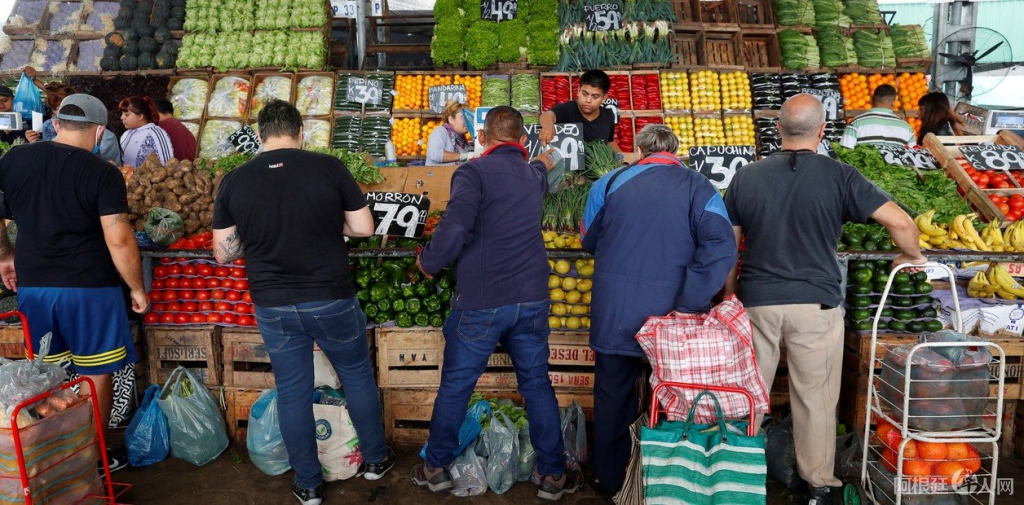 murio-un-trabajador-del-mercado___Zw6_lYezi_1256x620__1