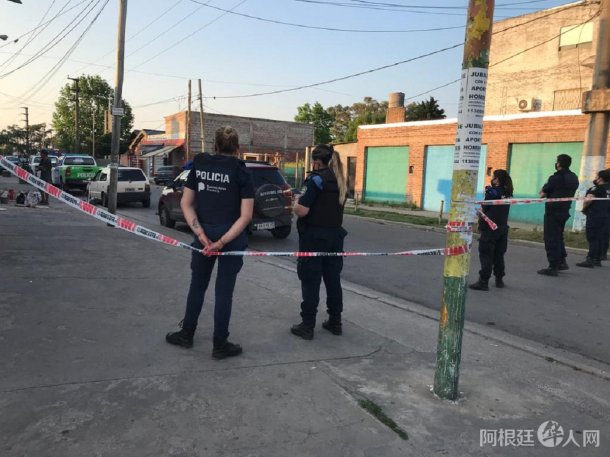 警方封锁