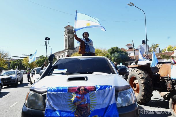 tractorazo-2jpg