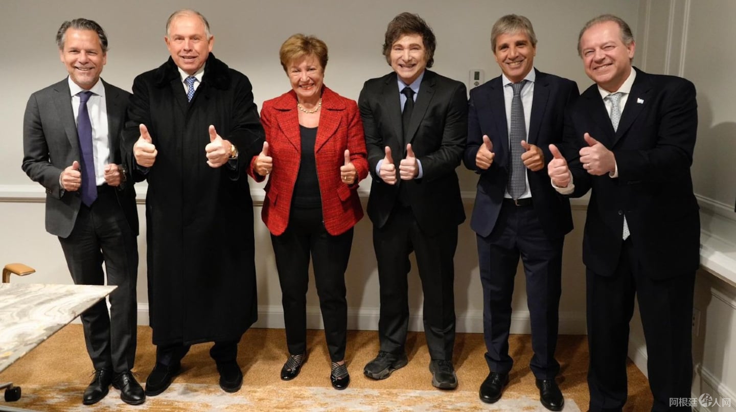 el-gobierno-define-los-ultimos-detalles-para-cerrar-un-nuevo-acuerdo-con-el-fmi-foto-presidencia-J6KVHE6M7JGV5D4AQC335KQQIM