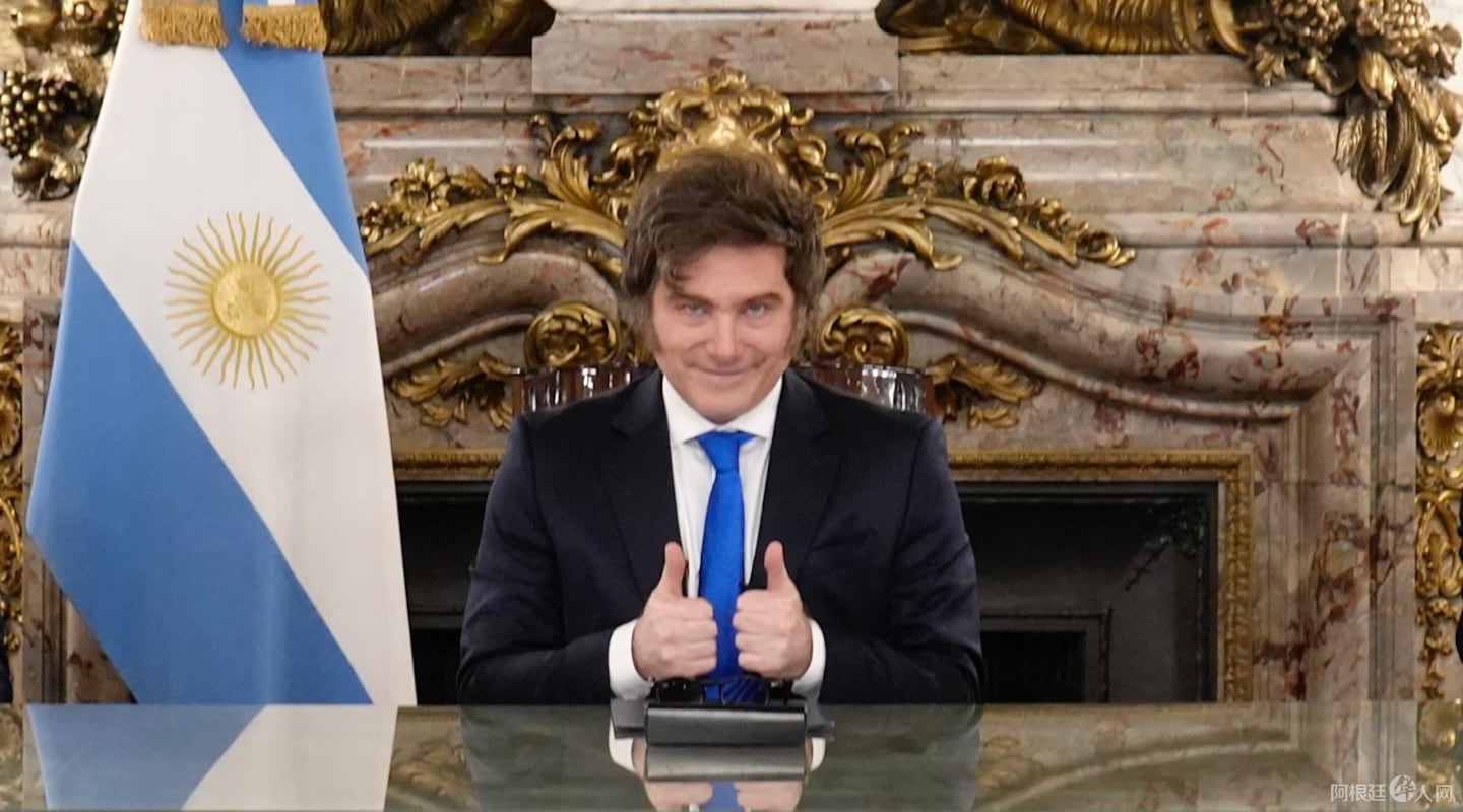 el-presidente-javier-milei-hablo-esta-noche-en-una-cadena-nacional-foto-presidencia-IWTQT5AXNRGY7P4FGQ6URHB2UQ-2